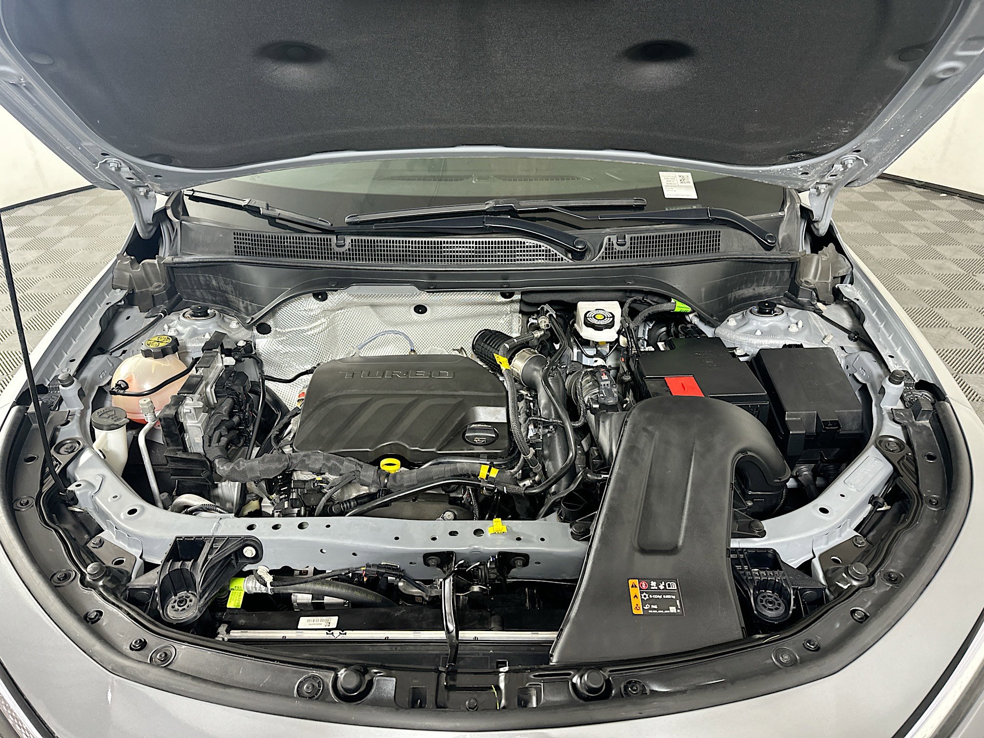 Used 2025 Buick Envista Preferred FWD image 32