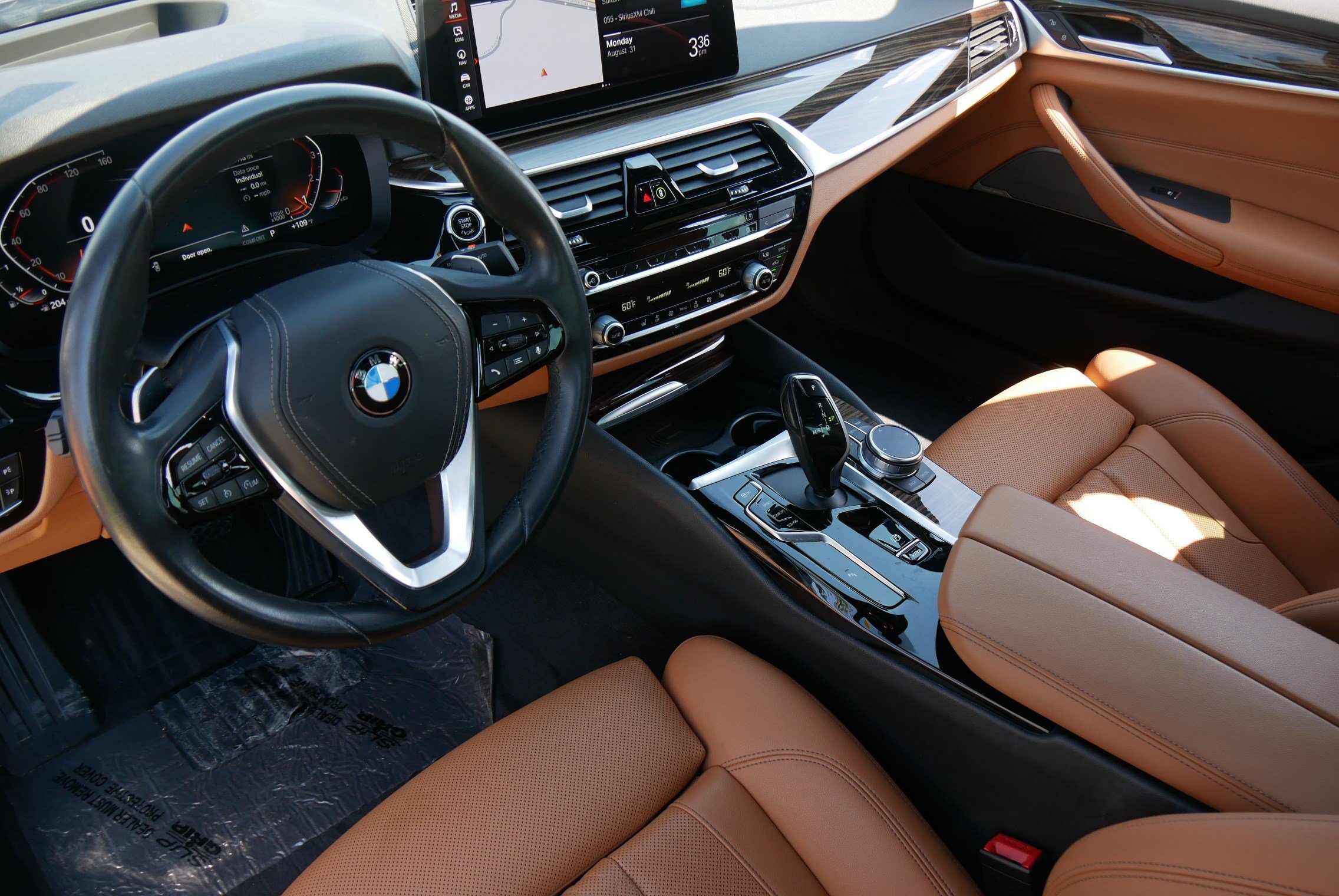 Used 2022 BMW 530i w/ Premium Package RWD image 14
