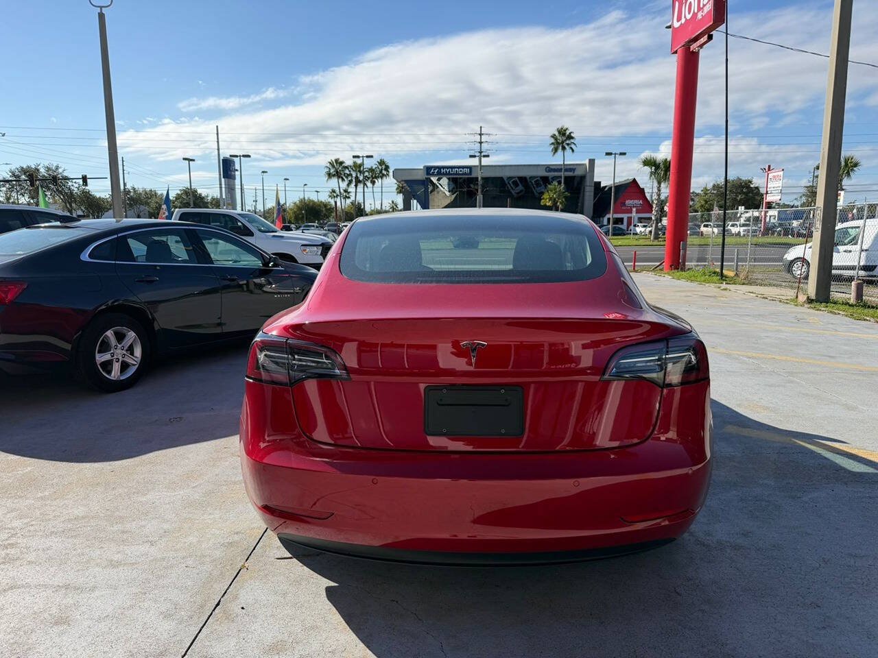 Used 2022 Tesla Model 3 RWD image 4