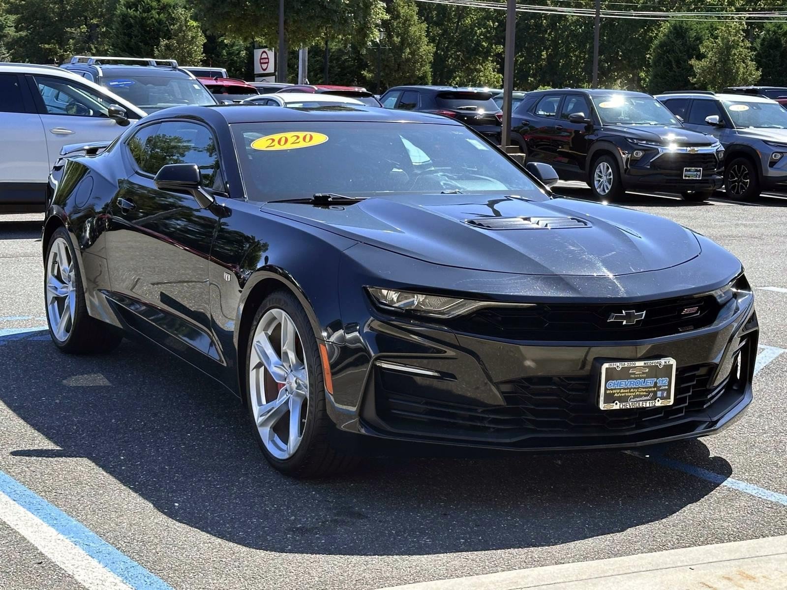 Used 2020 Chevrolet Camaro SS RWD image 5