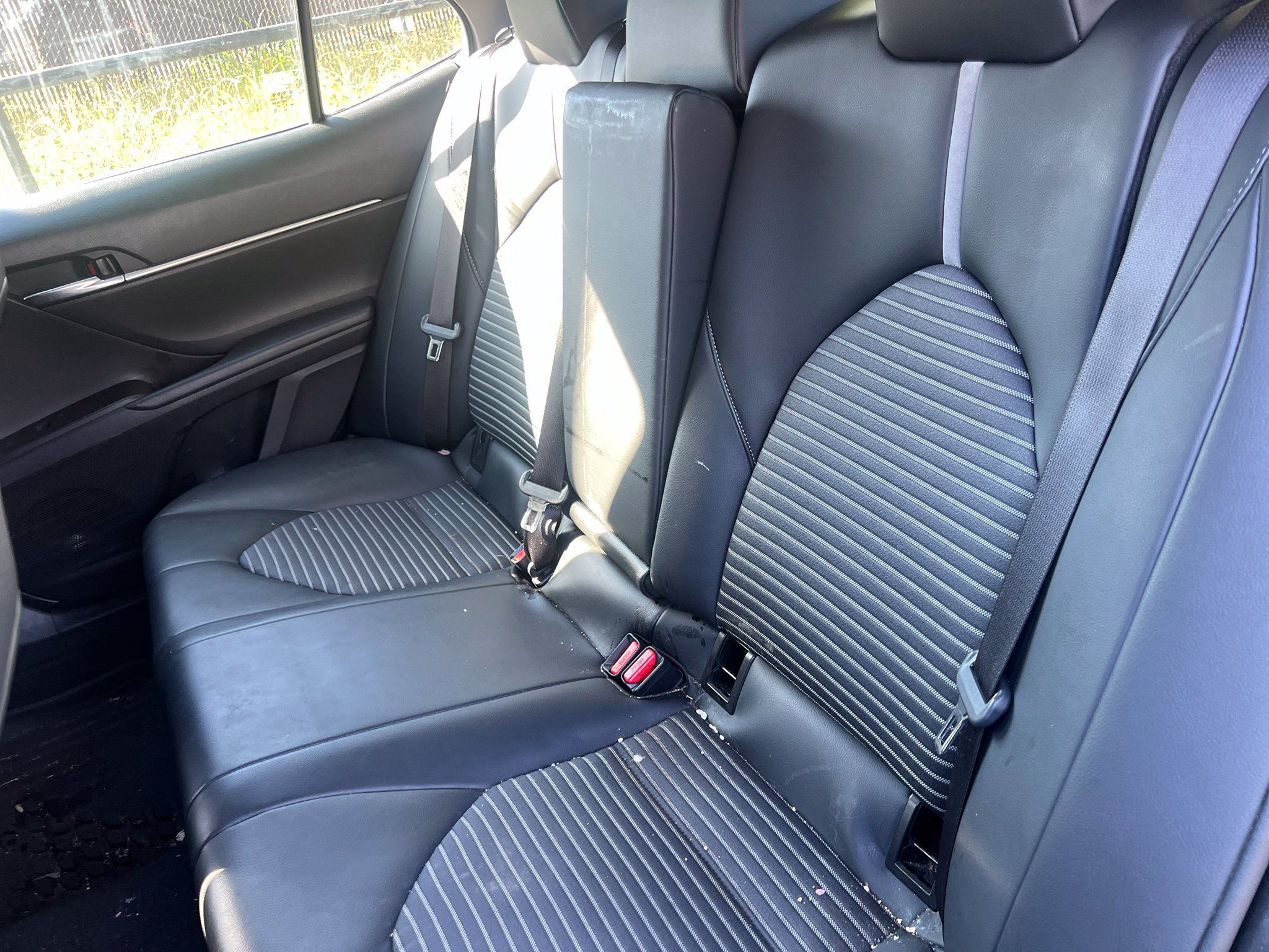 Used 2022 Toyota Camry SE FWD image 14