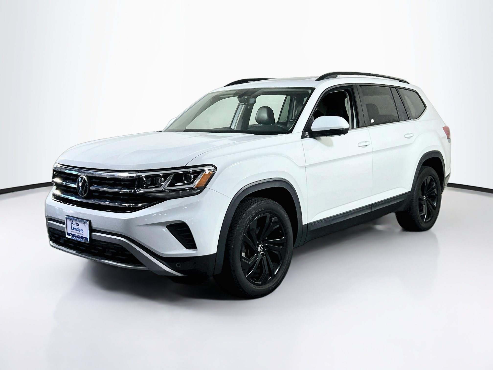Used 2022 Volkswagen Atlas SE w/ Panoramic Sunroof Package