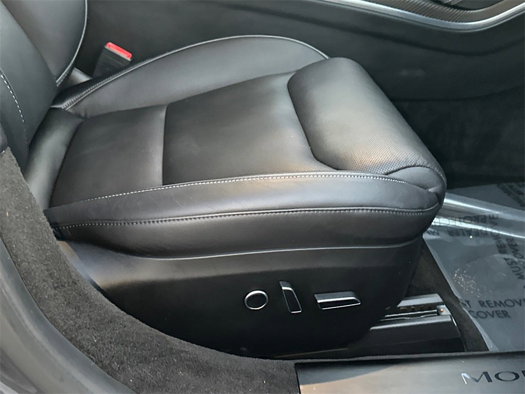 Used 2021 Tesla Model S Plaid image 12