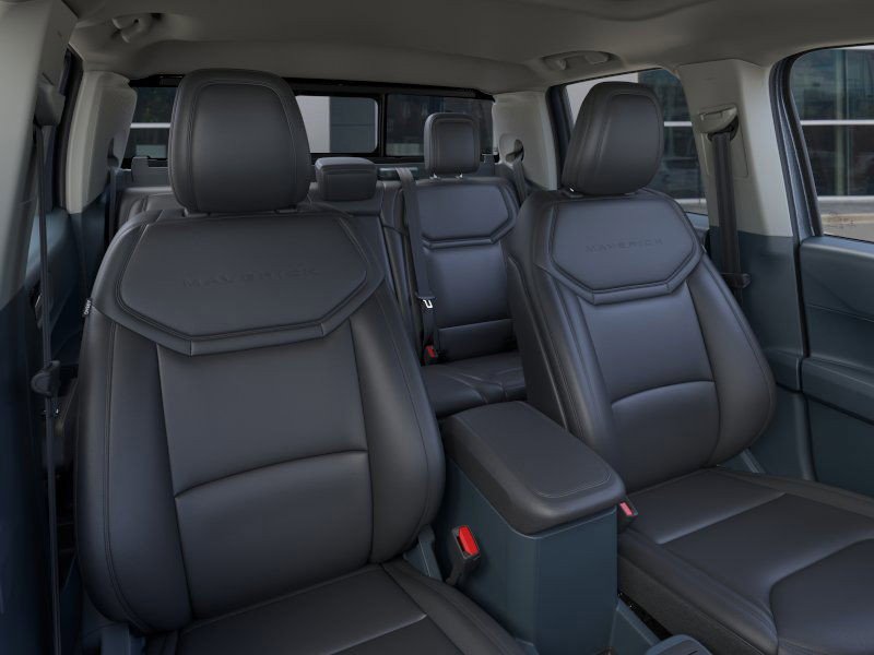 New 2025 Ford Maverick Lariat w/ Black Appearance Package image 12