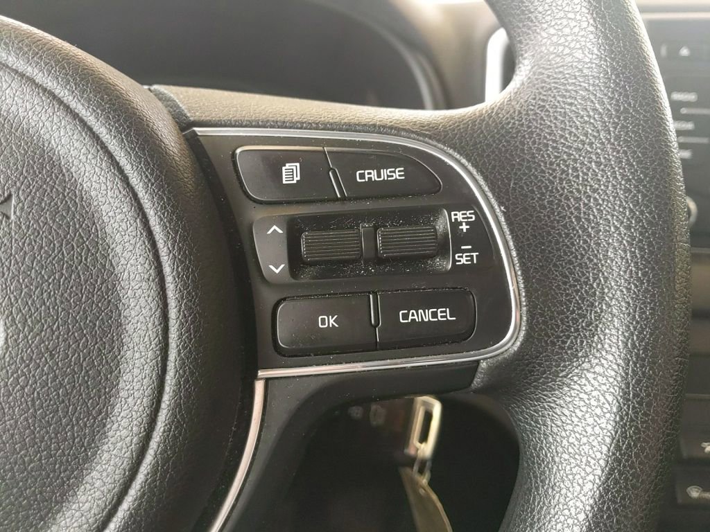 Used 2018 Kia Sportage LX AWD/4WD image 17