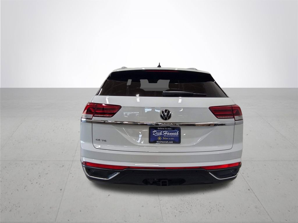 Certified 2022 Volkswagen Atlas Cross Sport SE w/ Panoramic Sunroof Package image 13