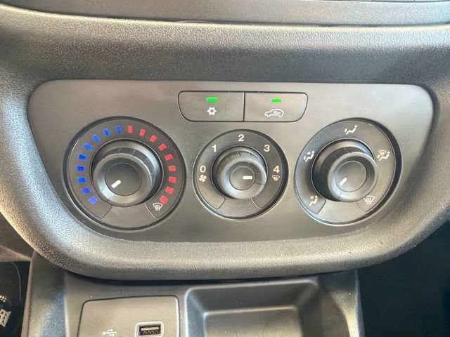 Used 2021 RAM ProMaster City Tradesman SLT FWD image 24