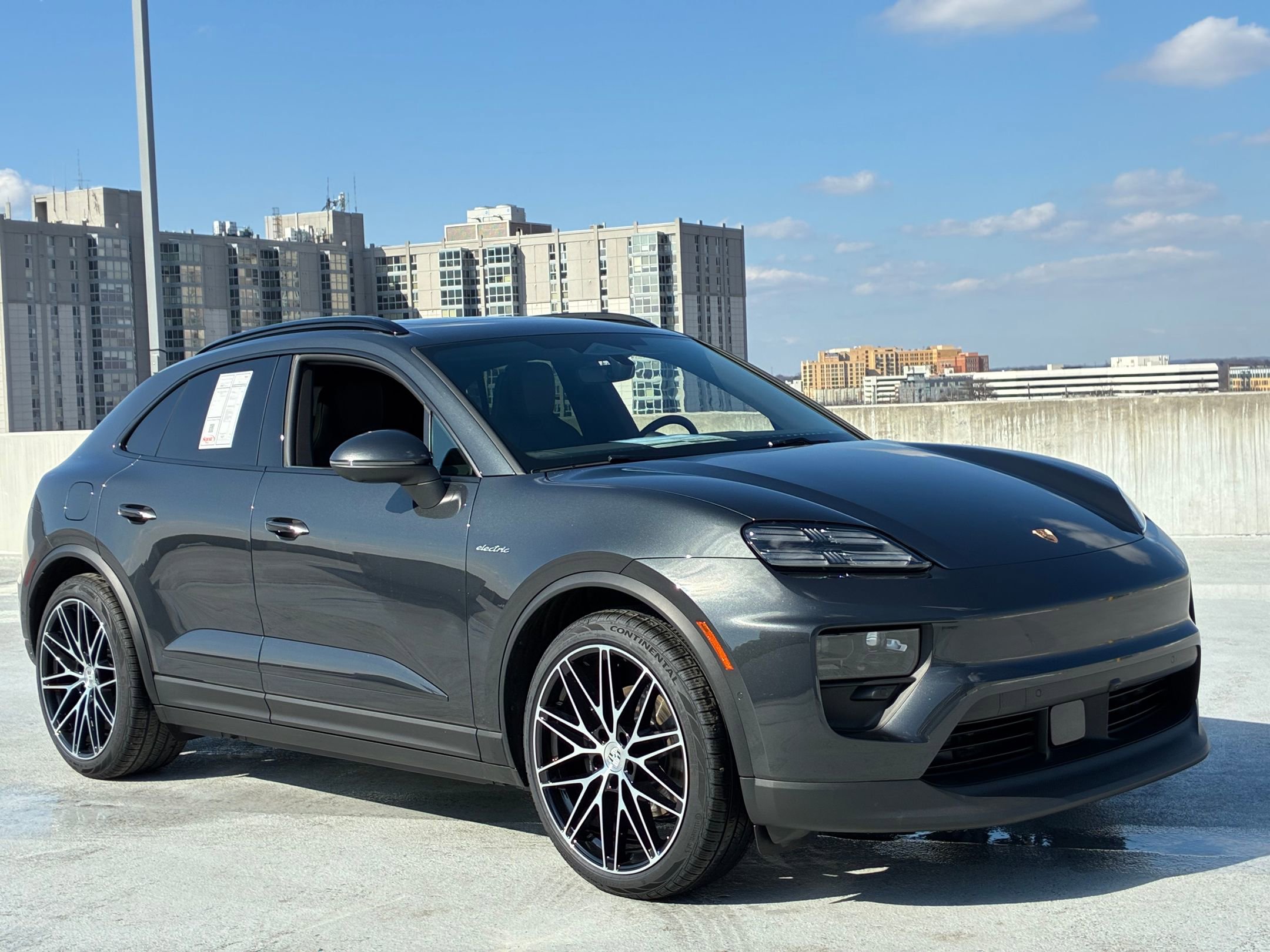 New 2026 Porsche Macan 4 Electric AWD/4WD image 7