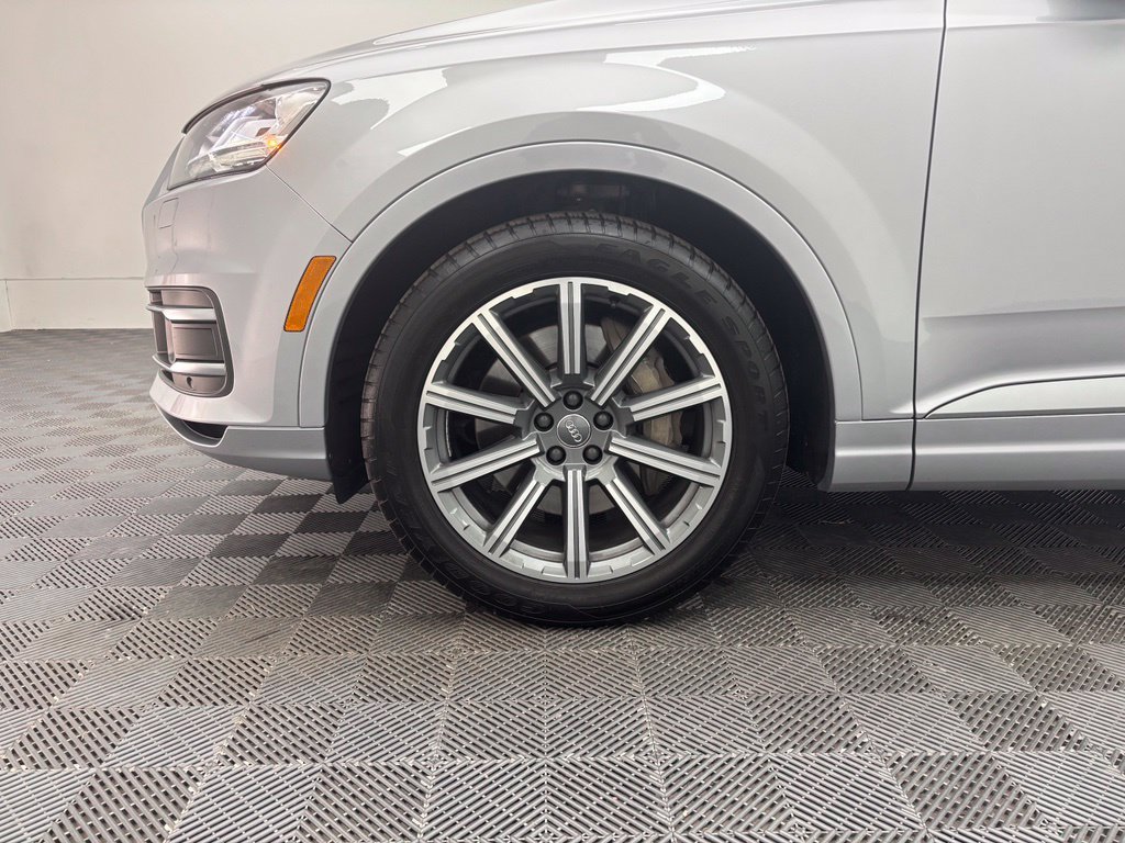 Used 2017 Audi Q7 3.0T Prestige AWD/4WD image 15