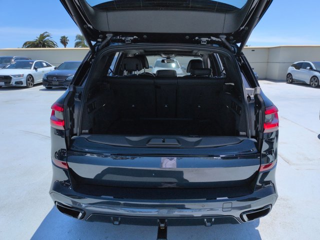 Used 2021 BMW X5 M50i w/ Executive Package AWD/4WD image 6