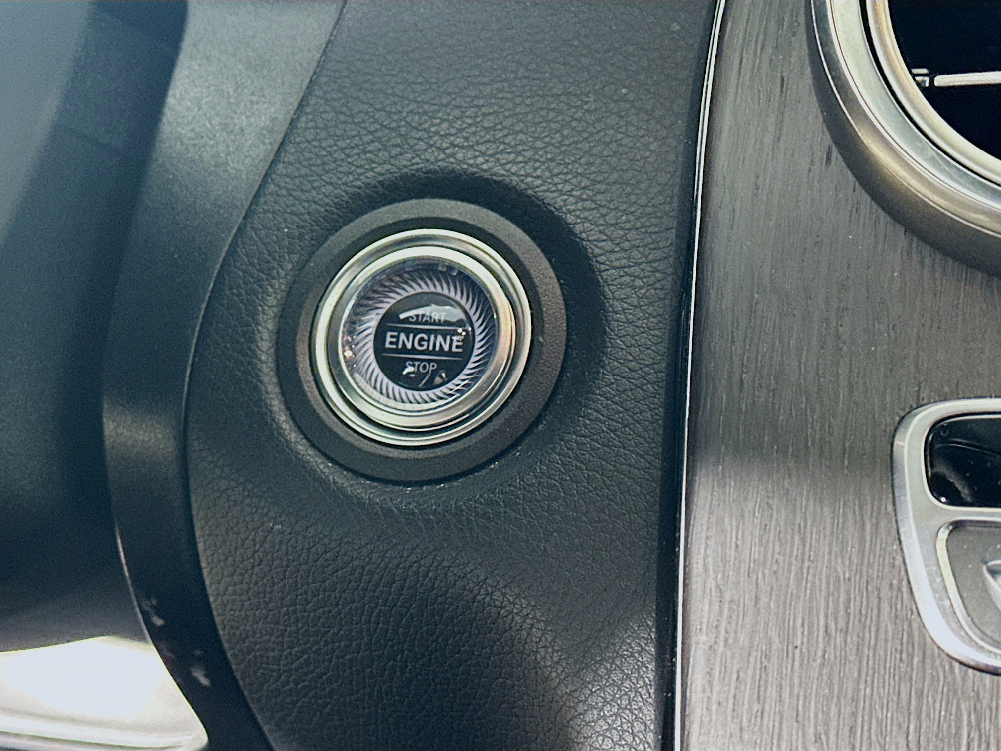 Certified 2021 Mercedes-Benz C 300 4MATIC Sedan w/ Premium Package image 16