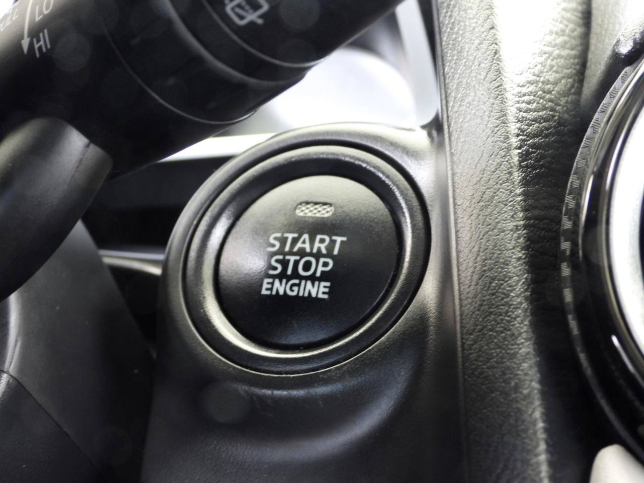 Used 2020 Toyota Yaris XLE FWD image 45