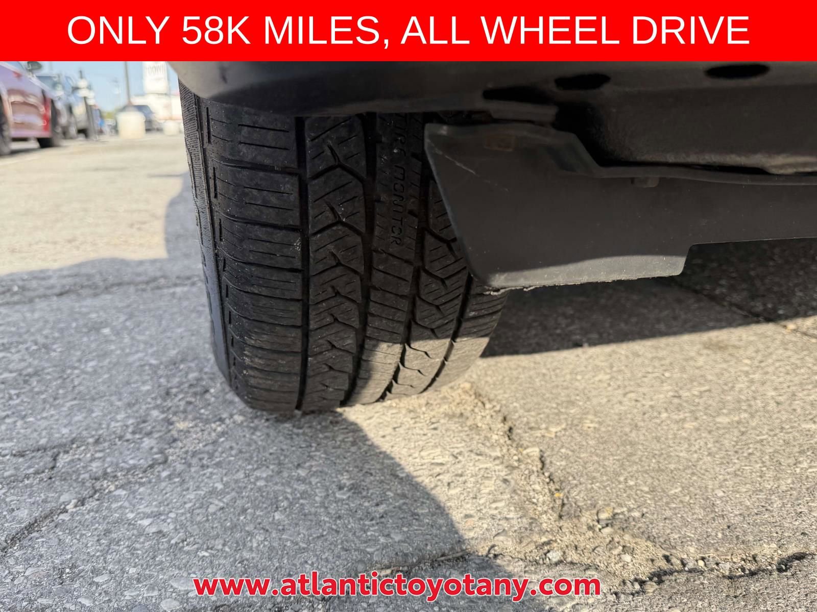 Used 2018 Toyota RAV4 XLE w/ Plus Extra Value Package AWD/4WD image 35