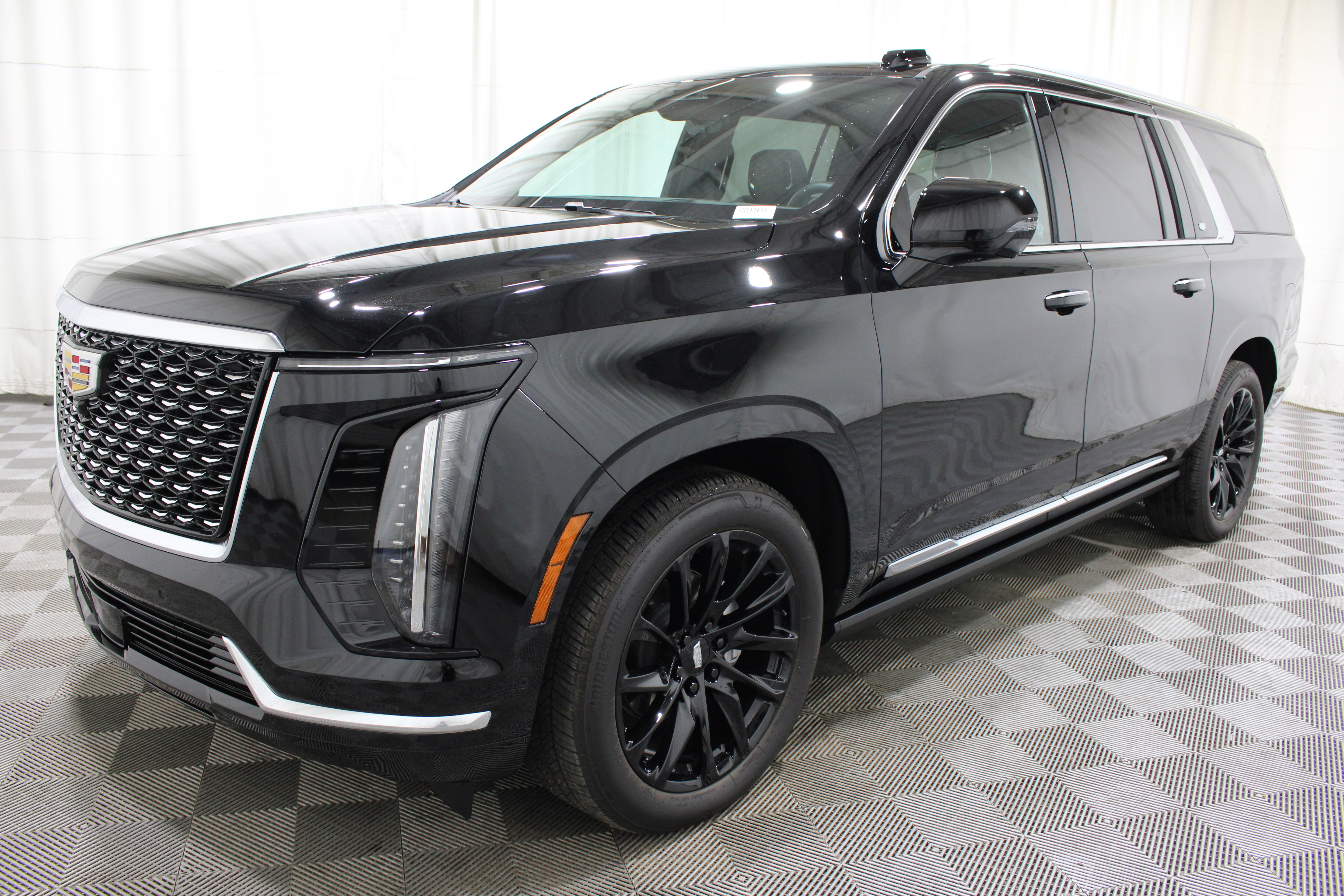 New 2025 Cadillac Escalade ESV Premium Luxury w/ Touring Package image 32