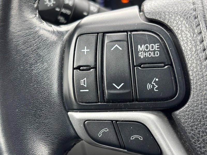 Used 2017 Toyota Highlander Plus image 20