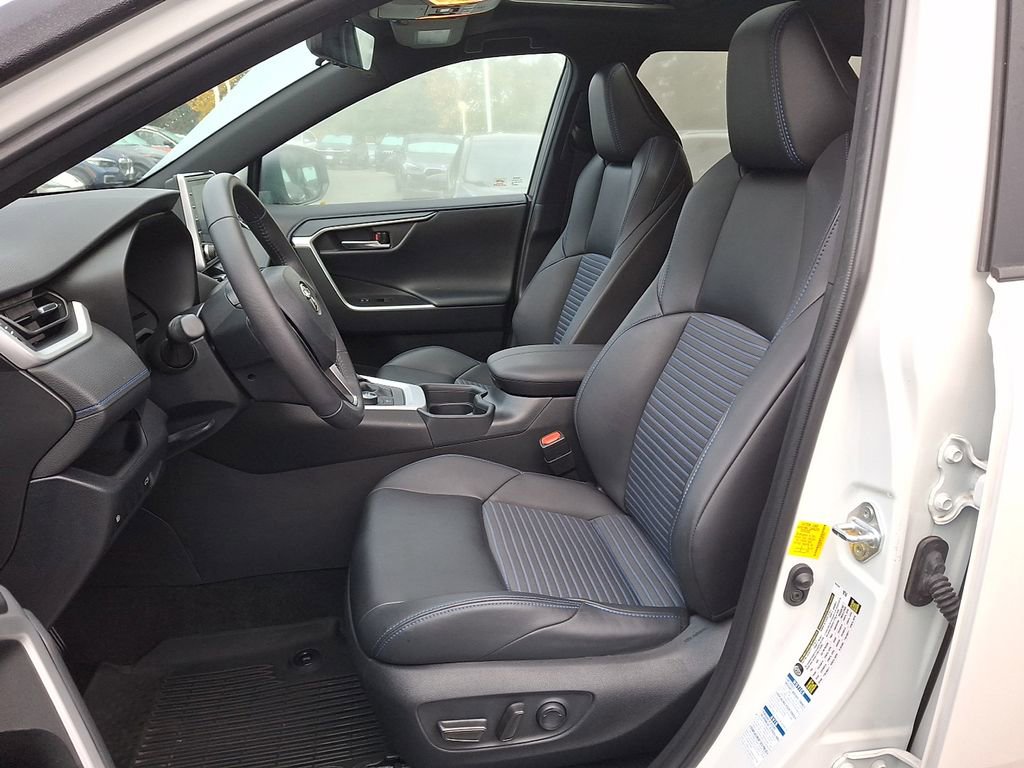 Used 2020 Toyota RAV4 XSE image 10