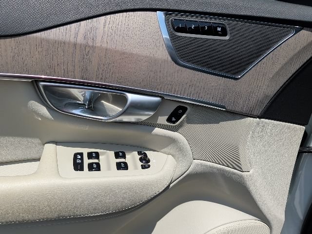 Used 2023 Volvo XC90 B6 Plus w/ Protection Package Premier AWD/4WD image 20