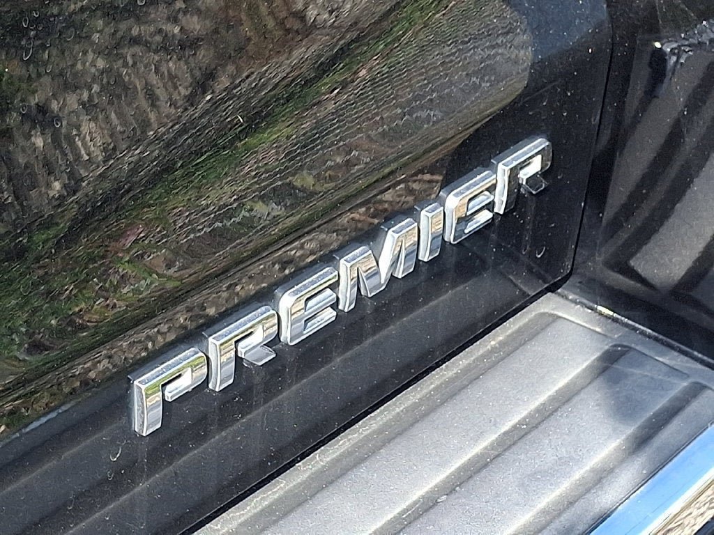 Certified 2019 Chevrolet Suburban Premier AWD/4WD image 11