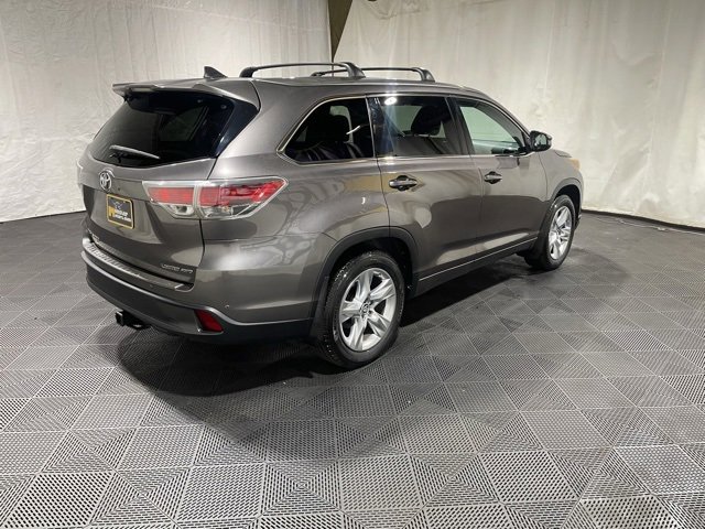 Used 2016 Toyota Highlander Limited image 5
