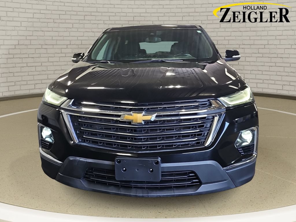 Used 2023 Chevrolet Traverse LT w/ LPO, Floor Liner Package AWD/4WD image 2