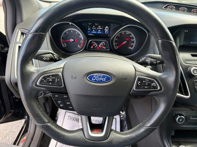 Used 2017 Ford Focus ST FWD image 16