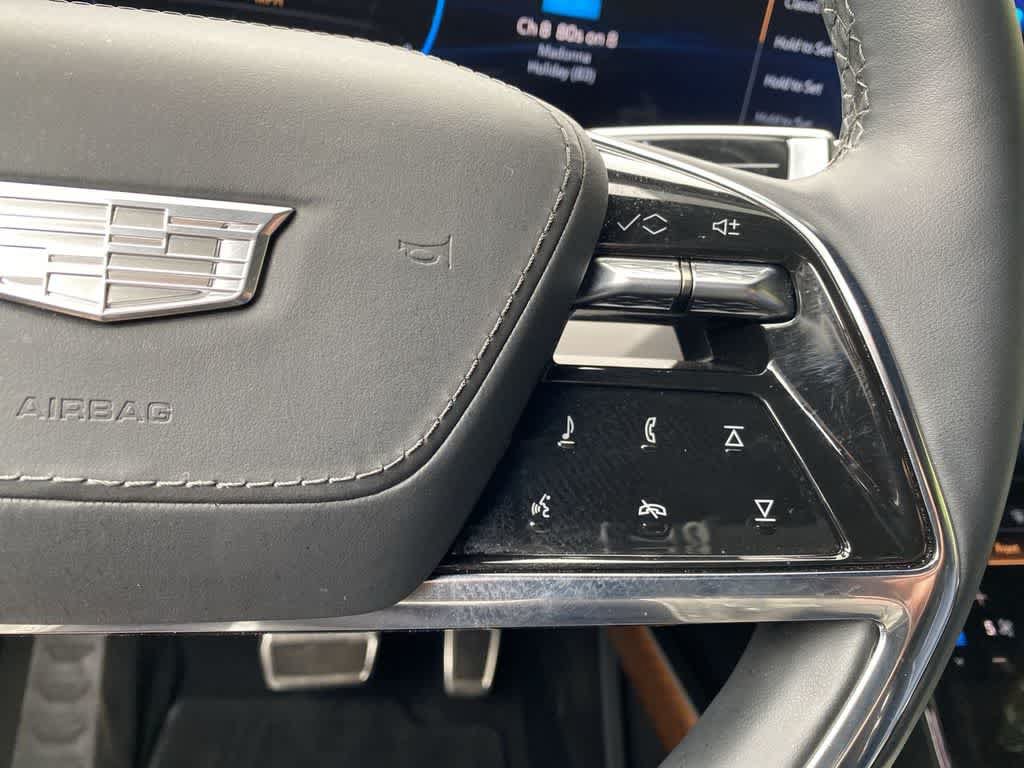 Certified 2026 Cadillac Vistiq Premium Luxury AWD/4WD image 22