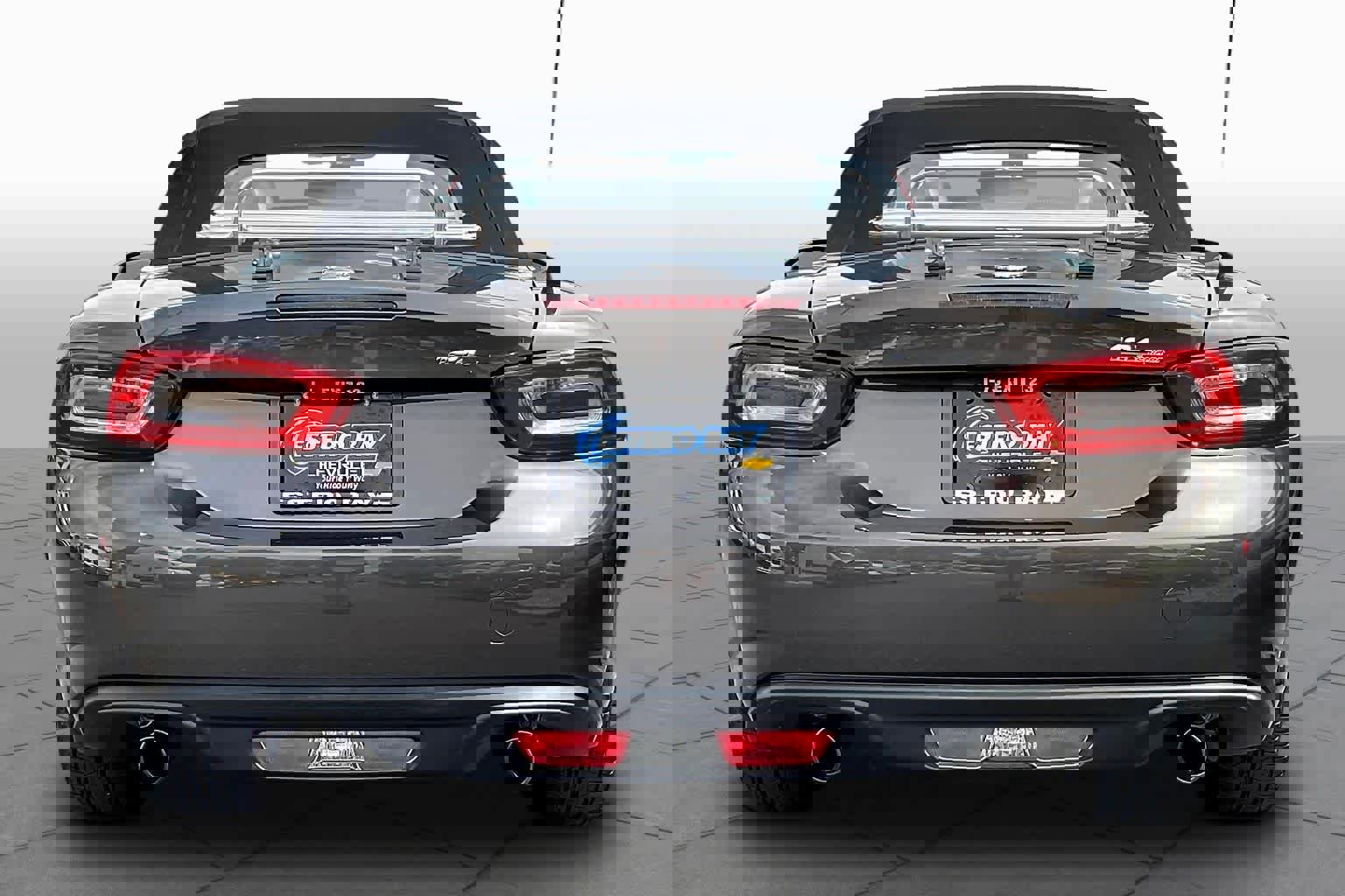 Used 2017 FIAT 124 Spider Lusso image 5