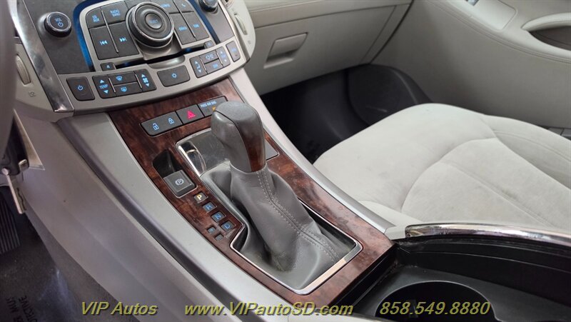 Used 2010 Buick LaCrosse CX FWD image 18