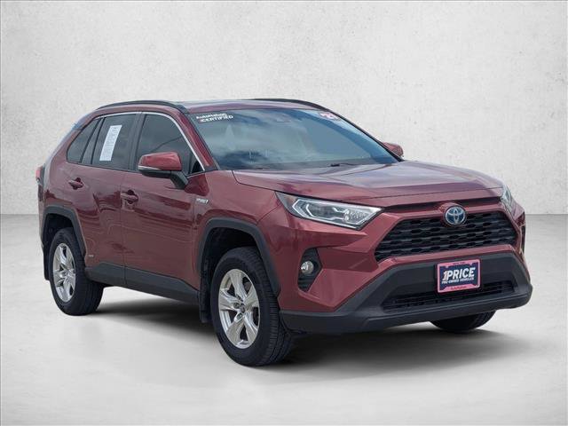Used 2021 Toyota RAV4 XLE w/ Convenience Package image 3