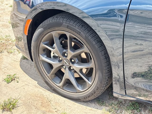 Used 2022 Chrysler Pacifica Touring-L w/ S Appearance Package FWD image 5