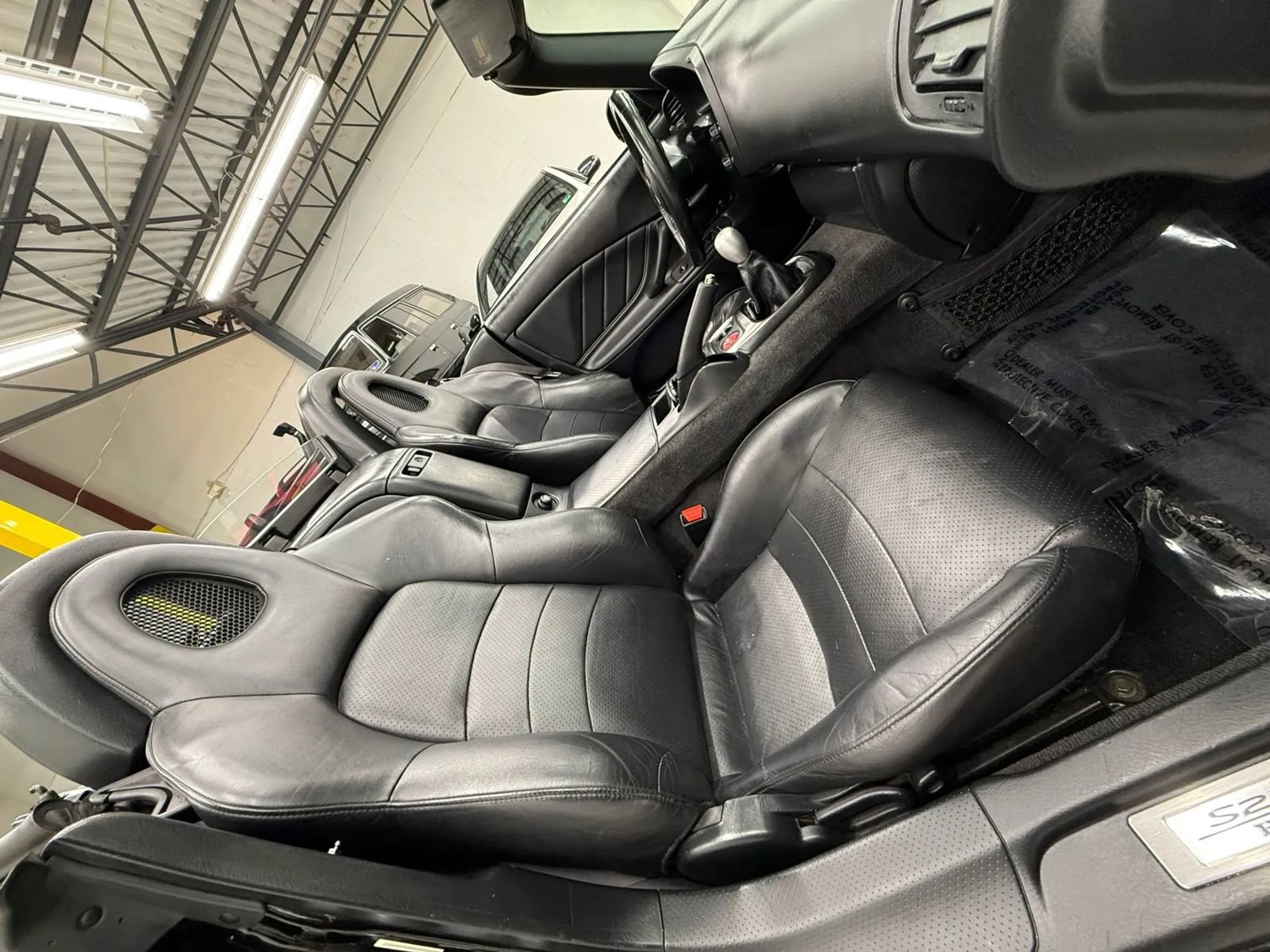 Used 2000 Honda S2000 image 18