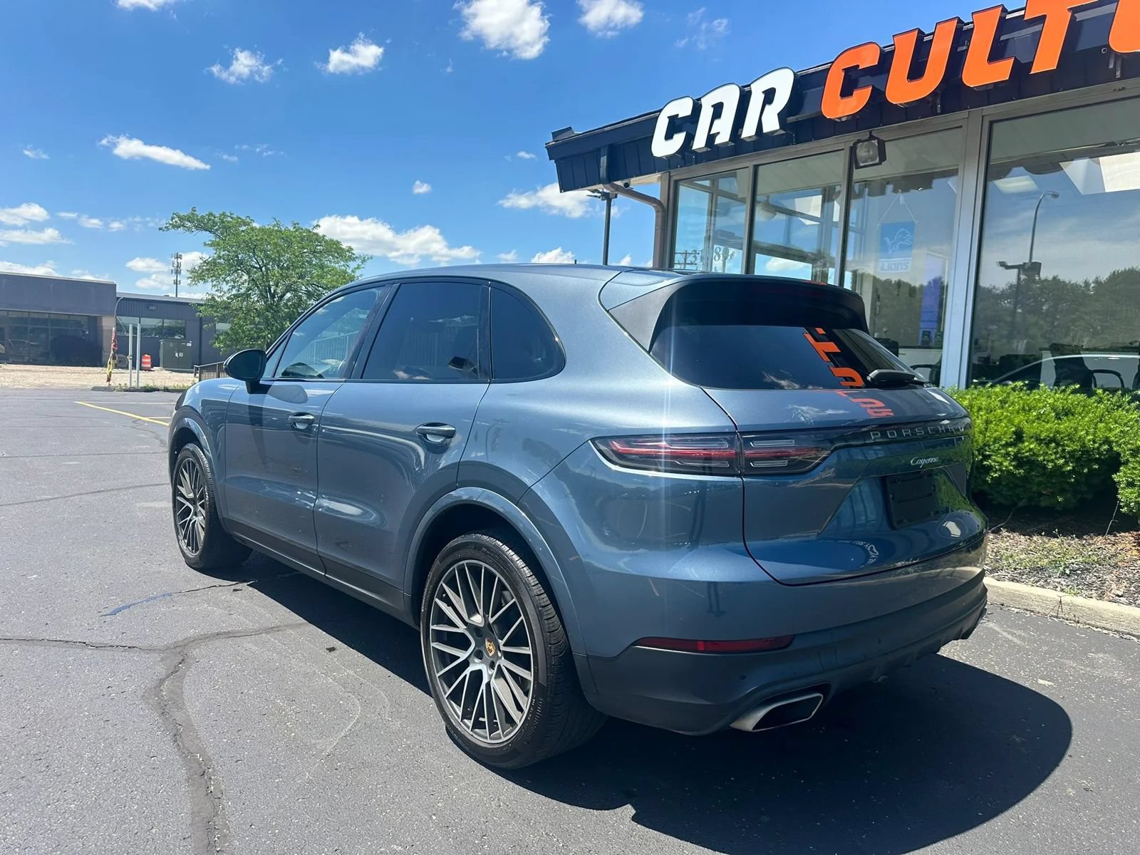 Used 2019 Porsche Cayenne AWD/4WD image 6