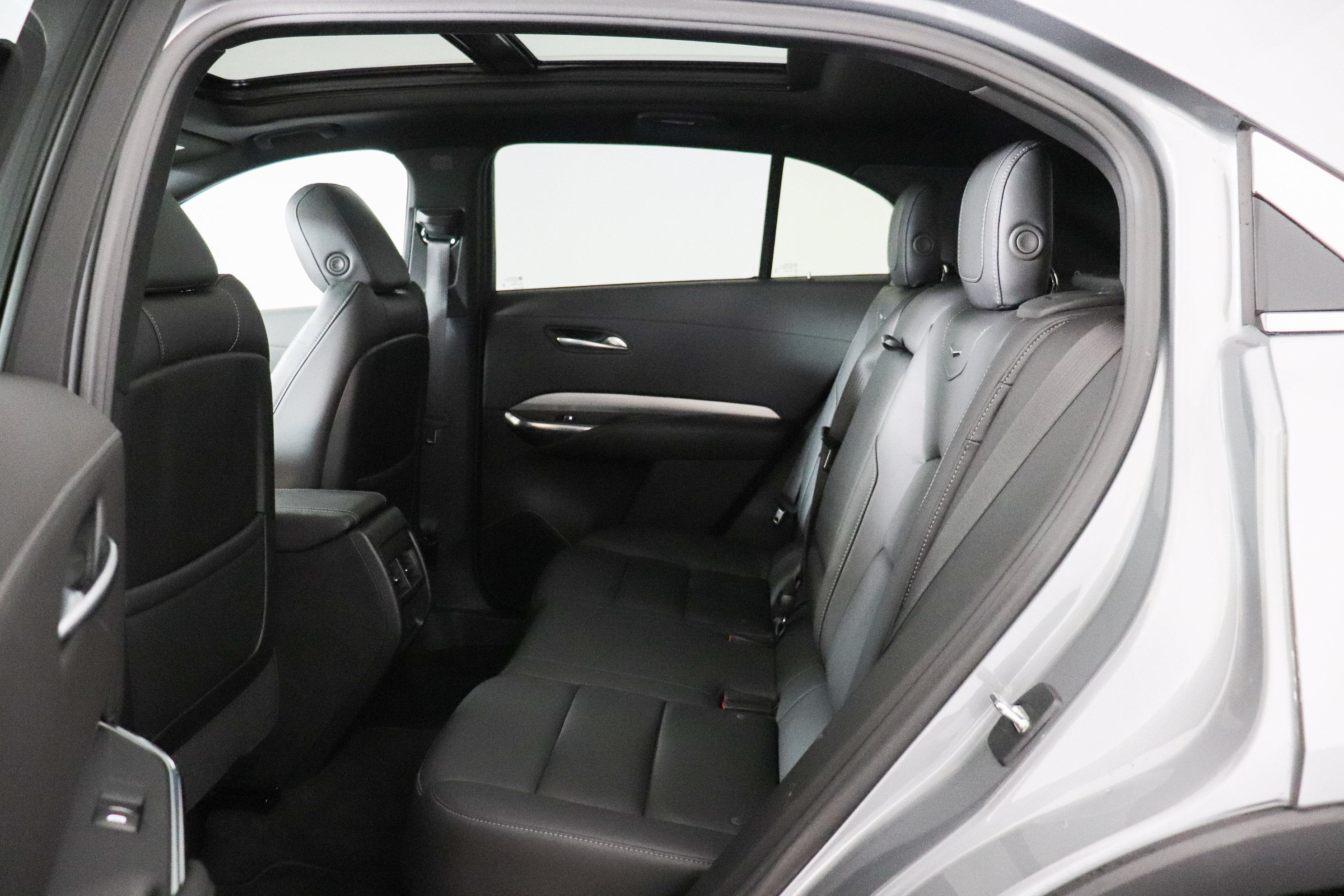 Used 2023 Cadillac XT4 Premium Luxury AWD/4WD image 21