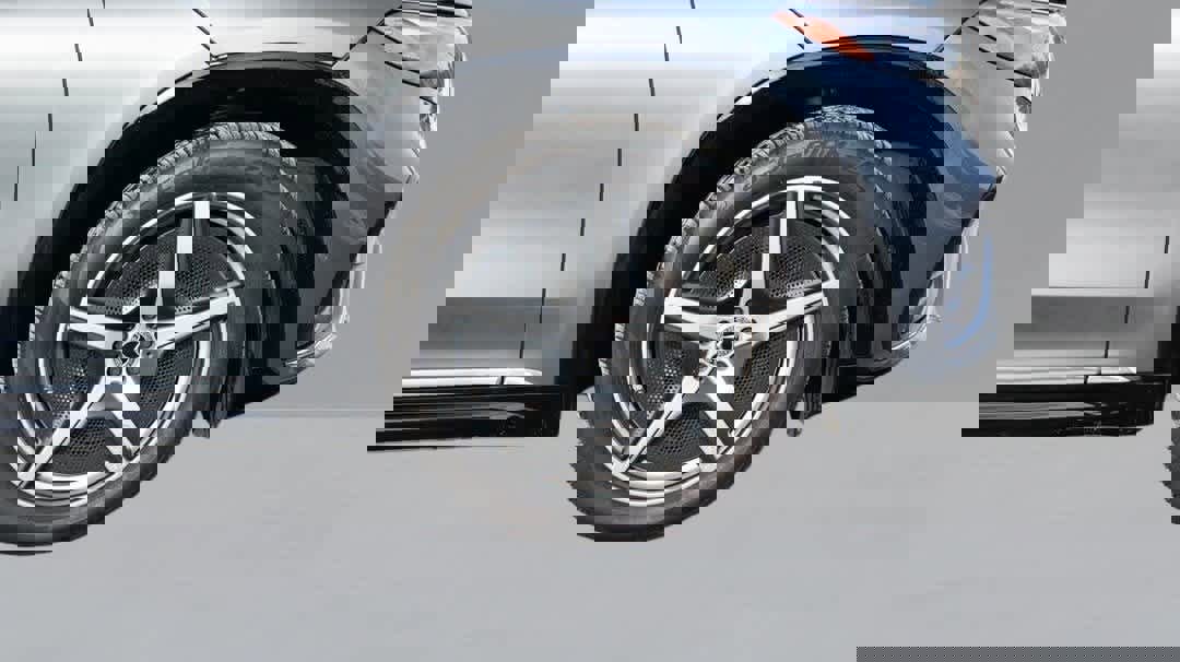 Certified 2023 Mercedes-Benz EQS 580 4MATIC SUV image 9