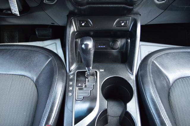Used 2012 Hyundai Tucson GLS AWD/4WD image 24