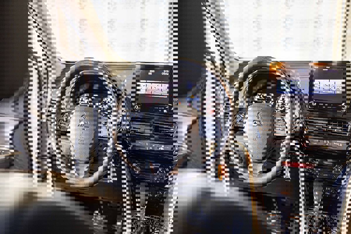 Used 2023 Mitsubishi Eclipse Cross Ralliart image 33