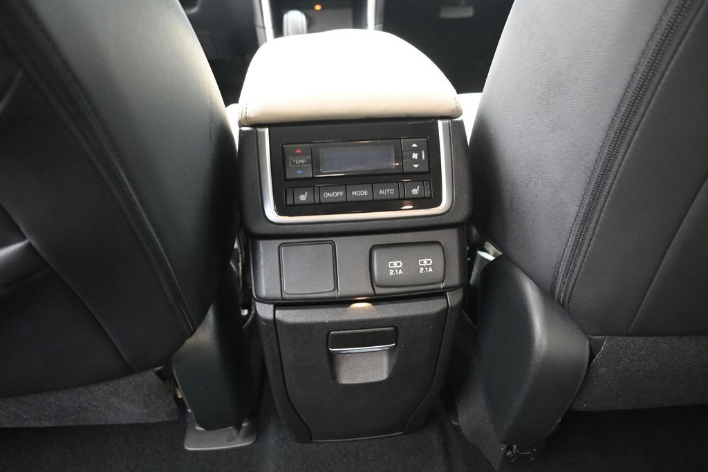 Used 2019 Subaru Ascent Limited AWD/4WD image 22