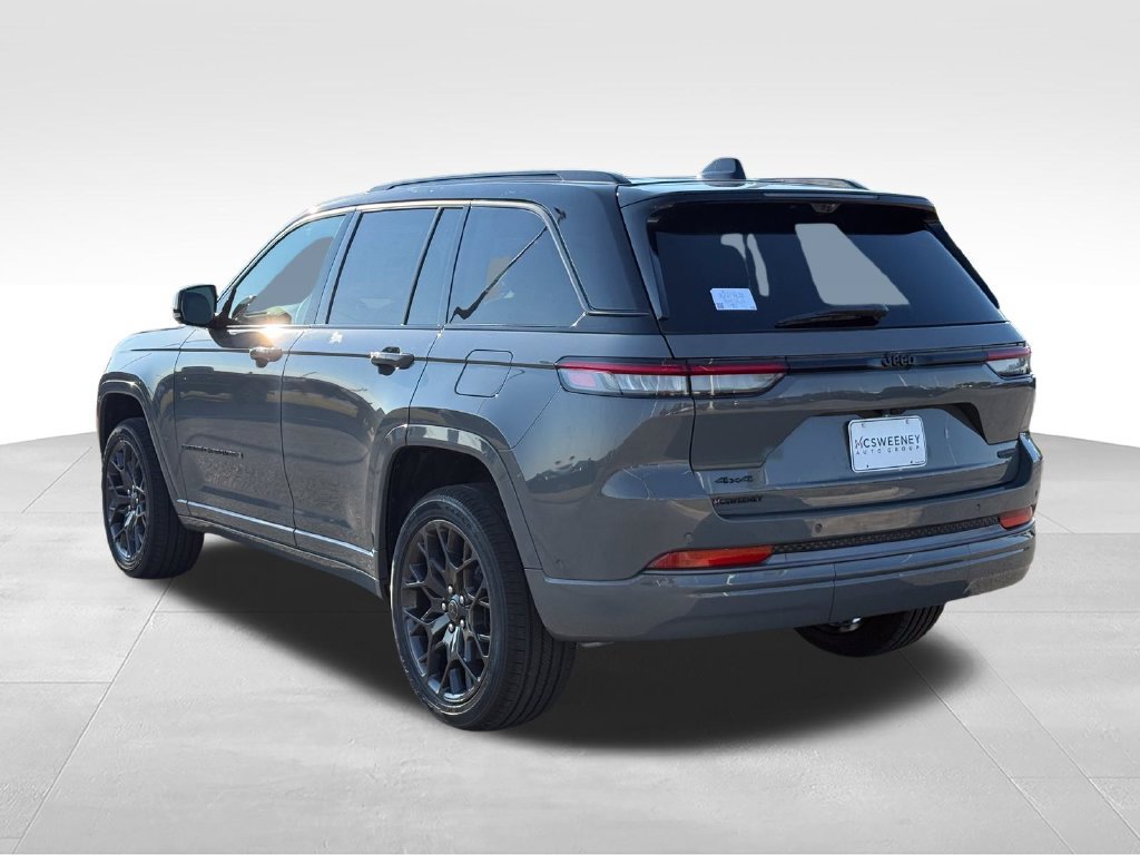 New 2027 Jeep Grand Cherokee Summit AWD/4WD image 3