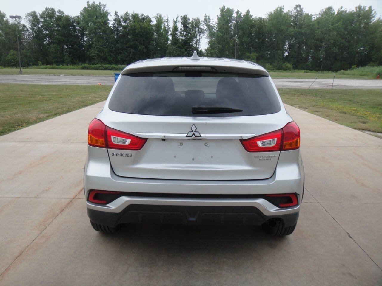 Used 2018 Mitsubishi Outlander Sport ES FWD image 6