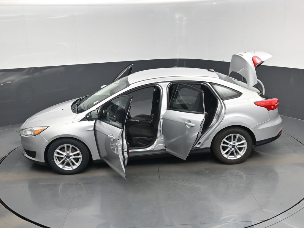 Used 2018 Ford Focus SE image 17