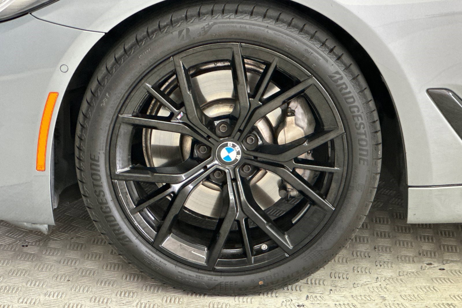 Used 2023 BMW 530i w/ M Sport Package image 11