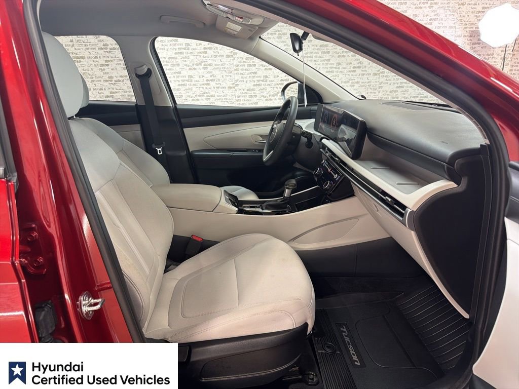 Certified 2025 Hyundai Tucson SEL FWD image 14