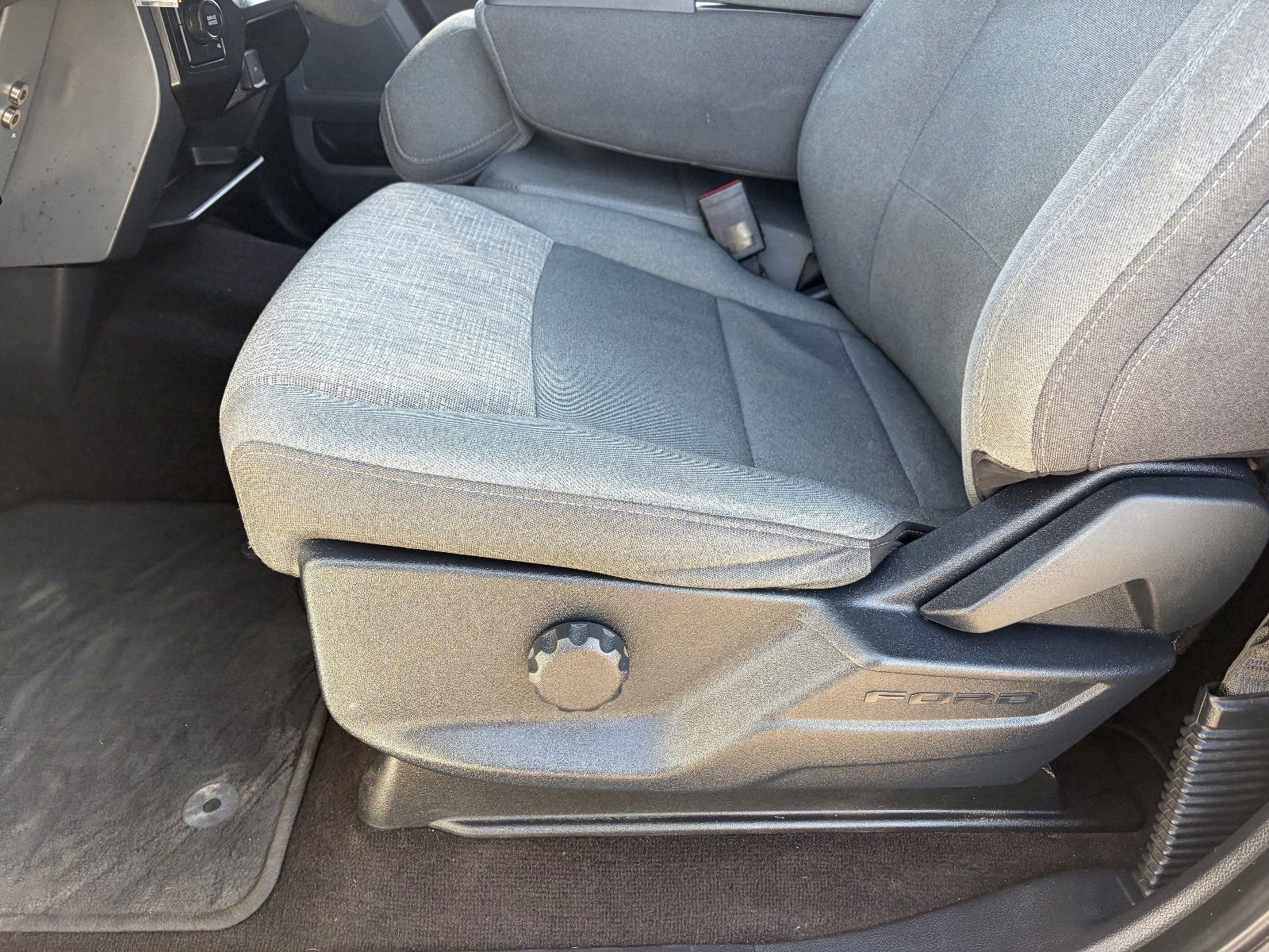 Used 2021 Ford F150 XLT image 22