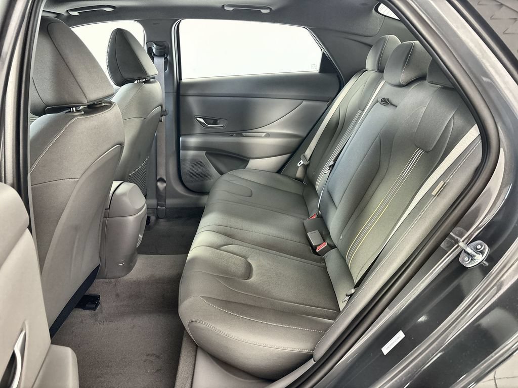 New 2026 Hyundai Elantra SEL Sport Premium FWD image 24