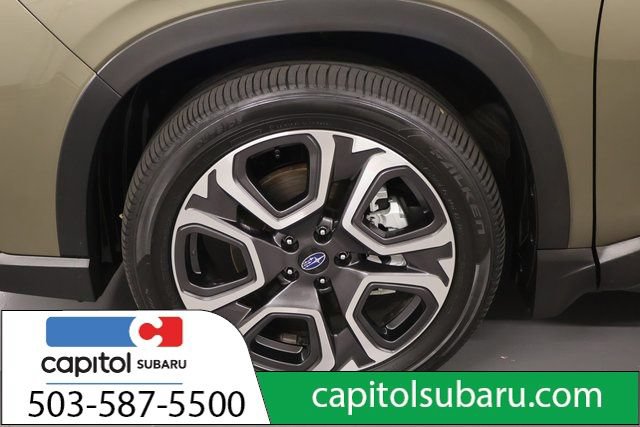 Used 2023 Subaru Ascent Touring AWD/4WD image 9