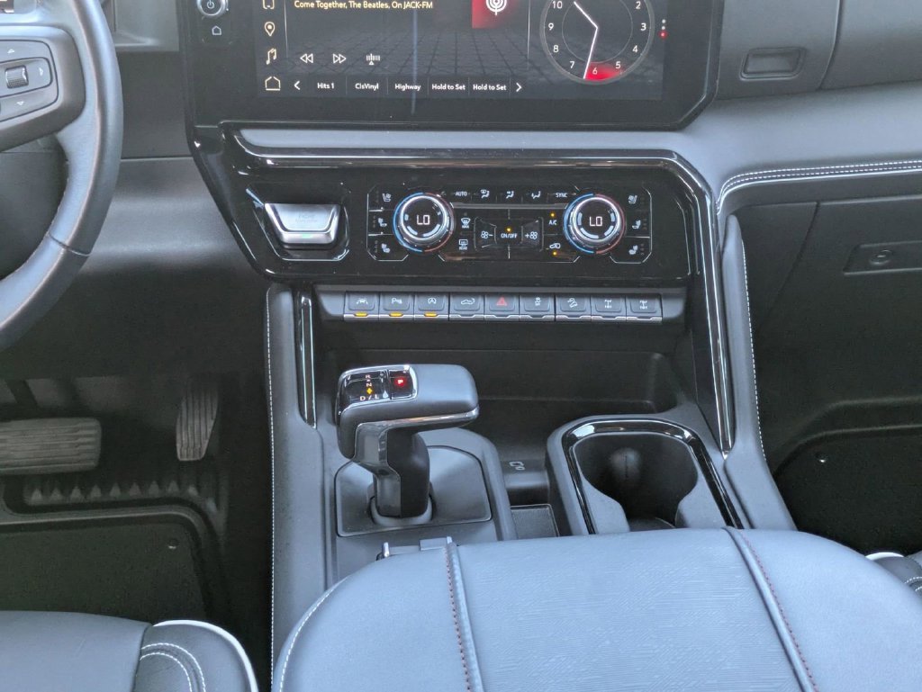 Used 2024 GMC Sierra 1500 AT4X AWD/4WD image 18