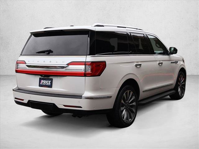 Used 2018 Lincoln Navigator Select w/ Technology Package AWD/4WD image 6