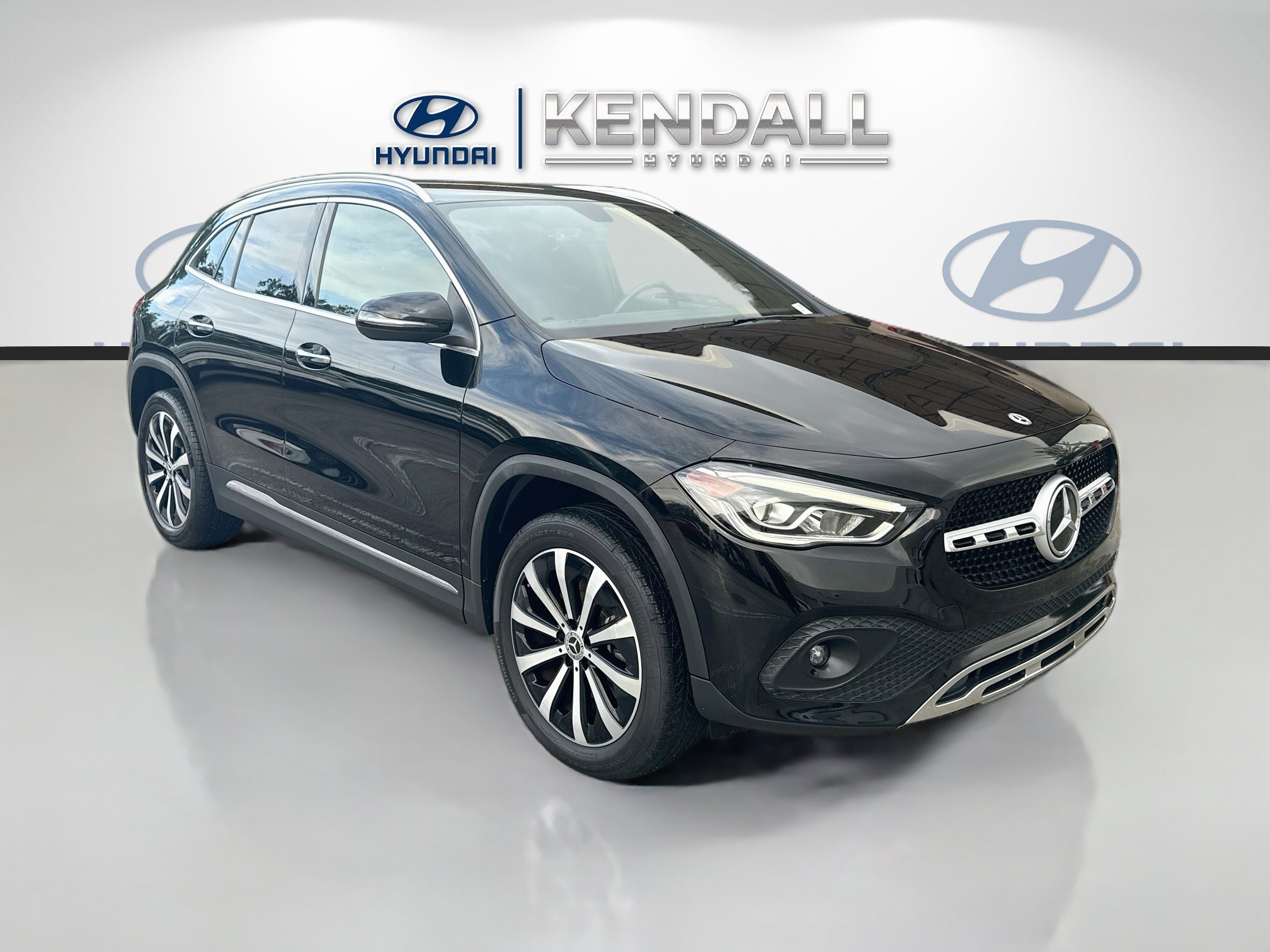 Used 2023 Mercedes-Benz GLA 250 w/ Premium Package image 1