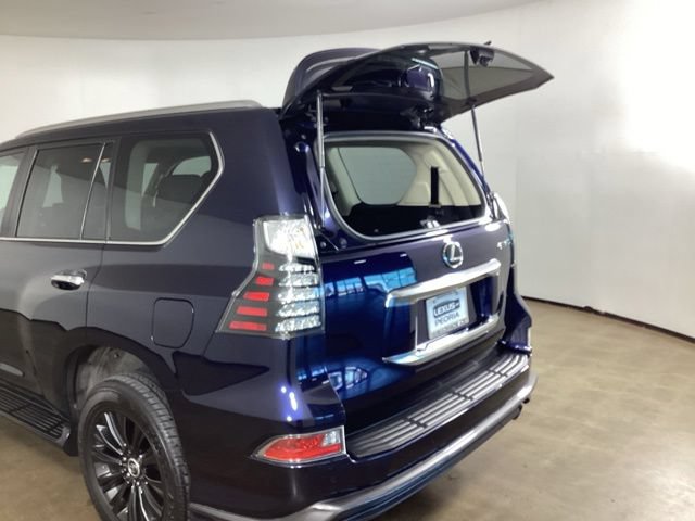 Certified 2023 Lexus GX 460 Luxury w/ Sport Design Package AWD/4WD image 12