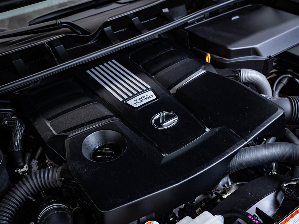 Used 2022 Lexus LX 600 F Sport image 44